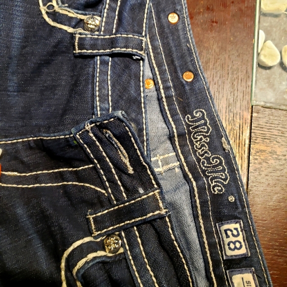 Miss Me Jeans - Picture 1 of 3